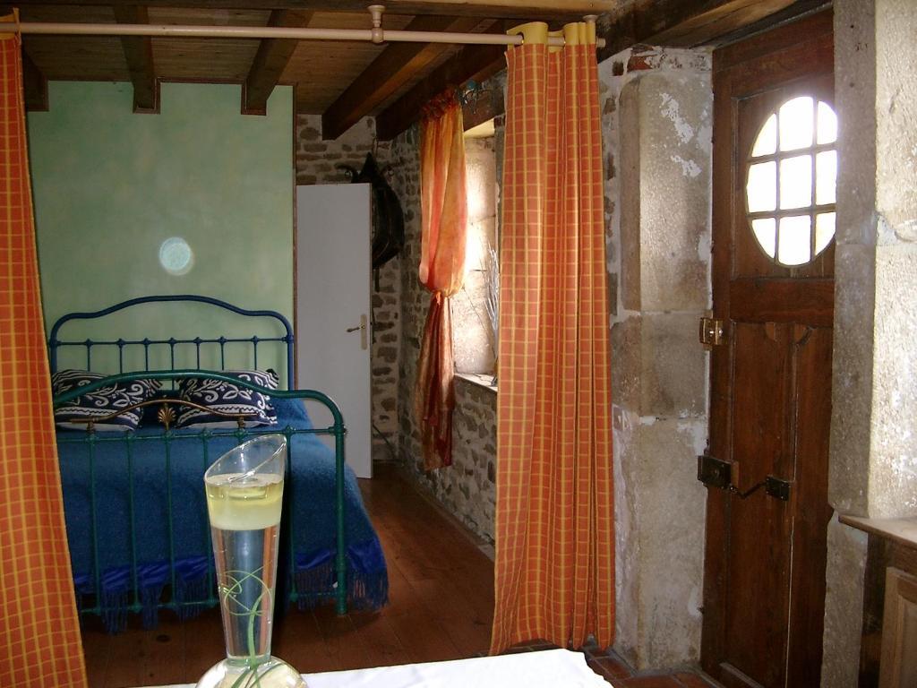 Bed and Breakfast Le Trot'In Chair à Martigny-le-Comte Chambre photo